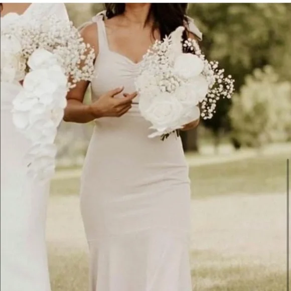 Show me your mumu Barcelona Ruffle Dress - Picture 2 of 8